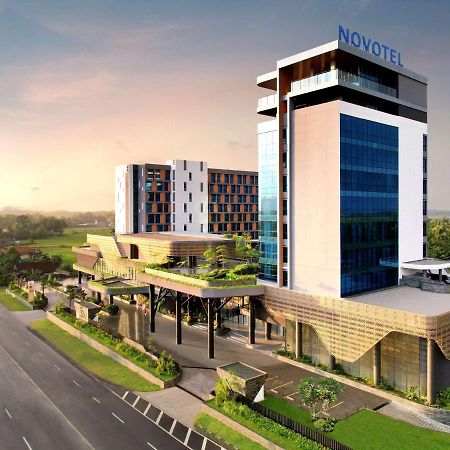 Novotel Yogyakarta International Airport Kulon Progo Temon Екстериор снимка