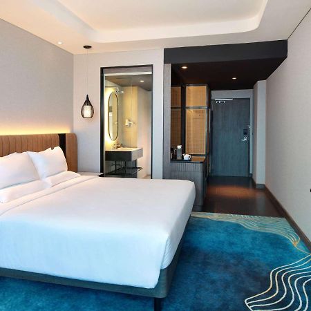 Novotel Yogyakarta International Airport Kulon Progo Temon Екстериор снимка