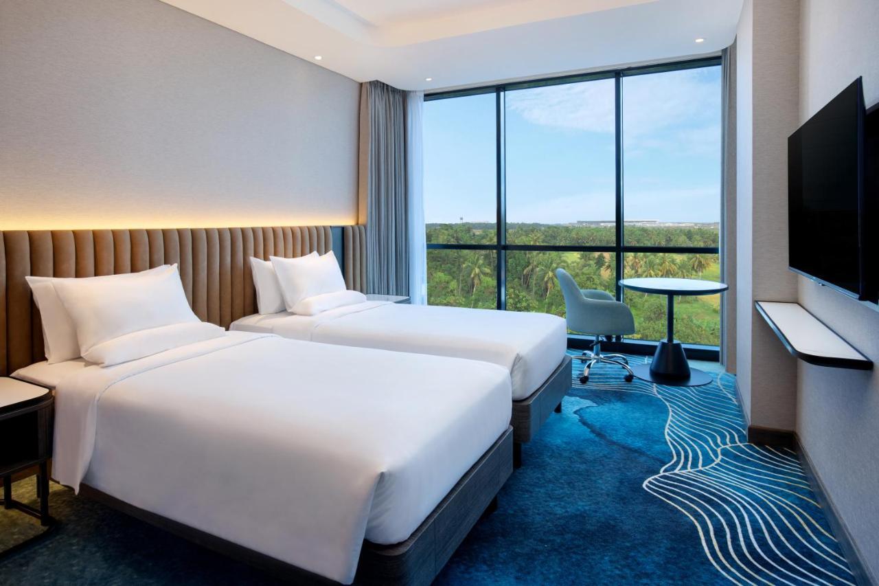 Novotel Yogyakarta International Airport Kulon Progo Temon Екстериор снимка