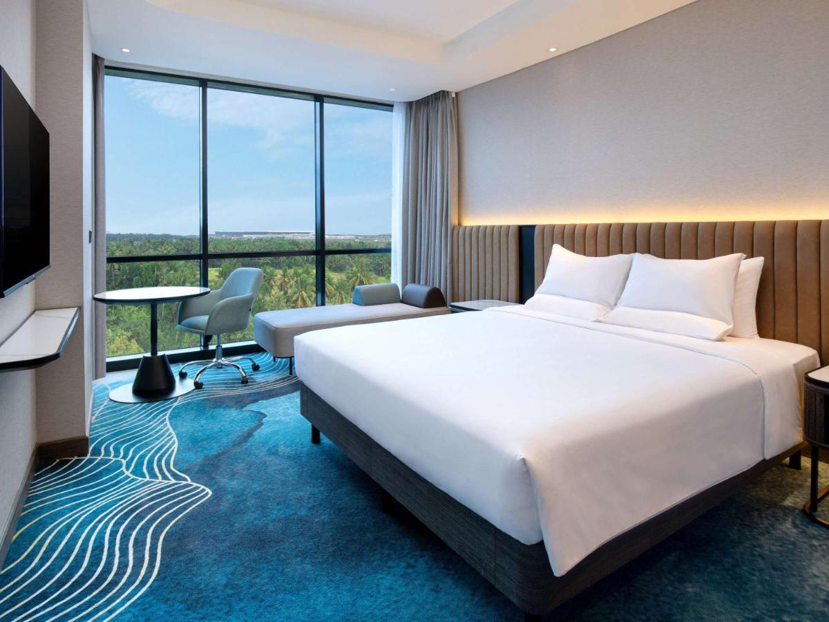 Novotel Yogyakarta International Airport Kulon Progo Temon Екстериор снимка