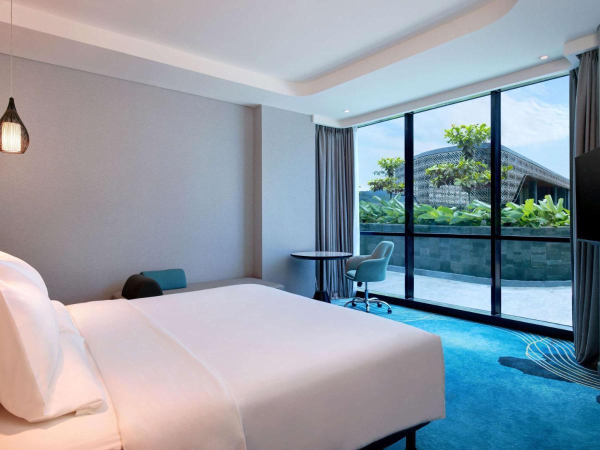 Novotel Yogyakarta International Airport Kulon Progo Temon Екстериор снимка